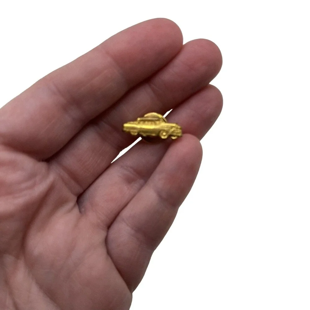 Vintage Gold Tone Classic 1950s Car Lapel Pin Retro Automotive Hat Pin Tie Tack